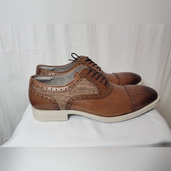 Kenneth Cole New York Two-Tone Brown Oxfords main image 4